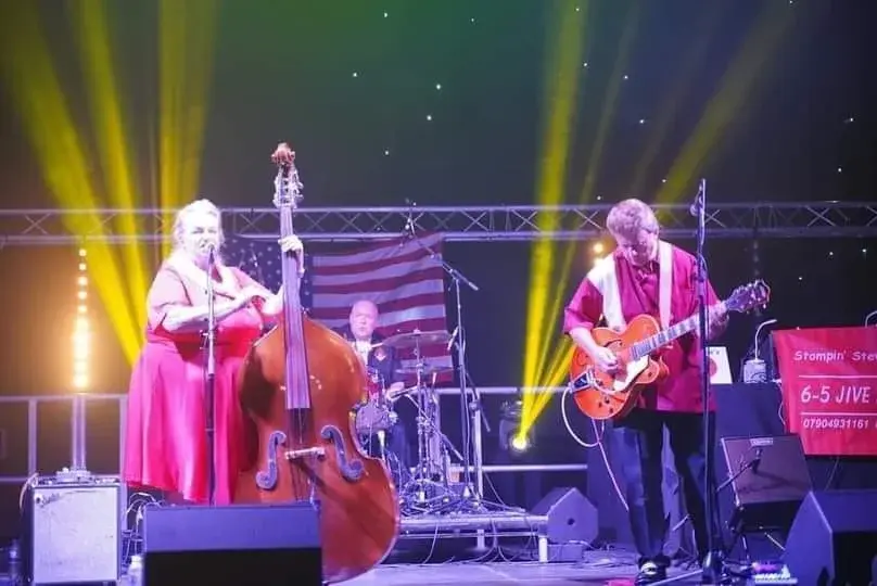 Carshalton Rock 'n' Roll Club 