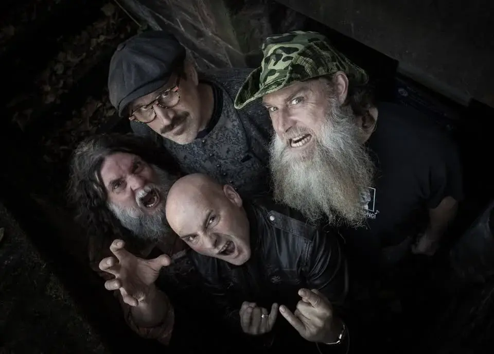 Heavy Pop: Hayseed Dixie (USA) | Reading