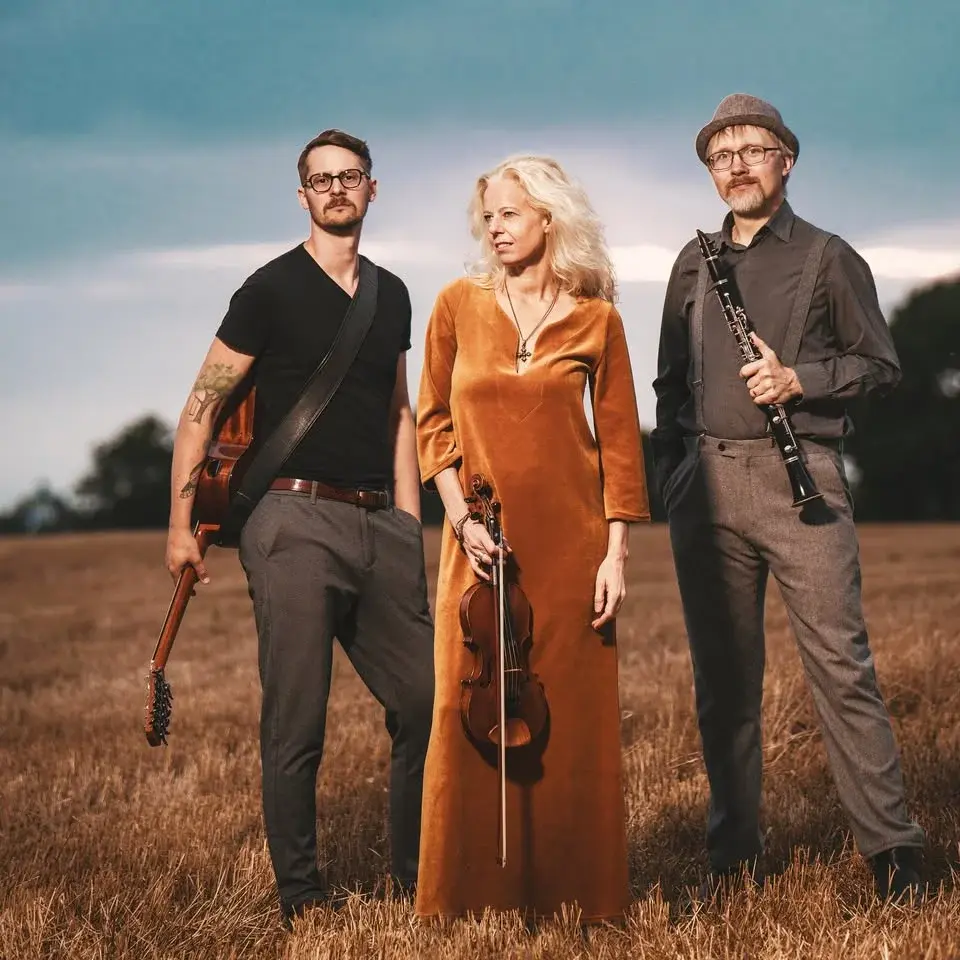 Anette Wallin Trio på Folkmusikkaféet Allégården