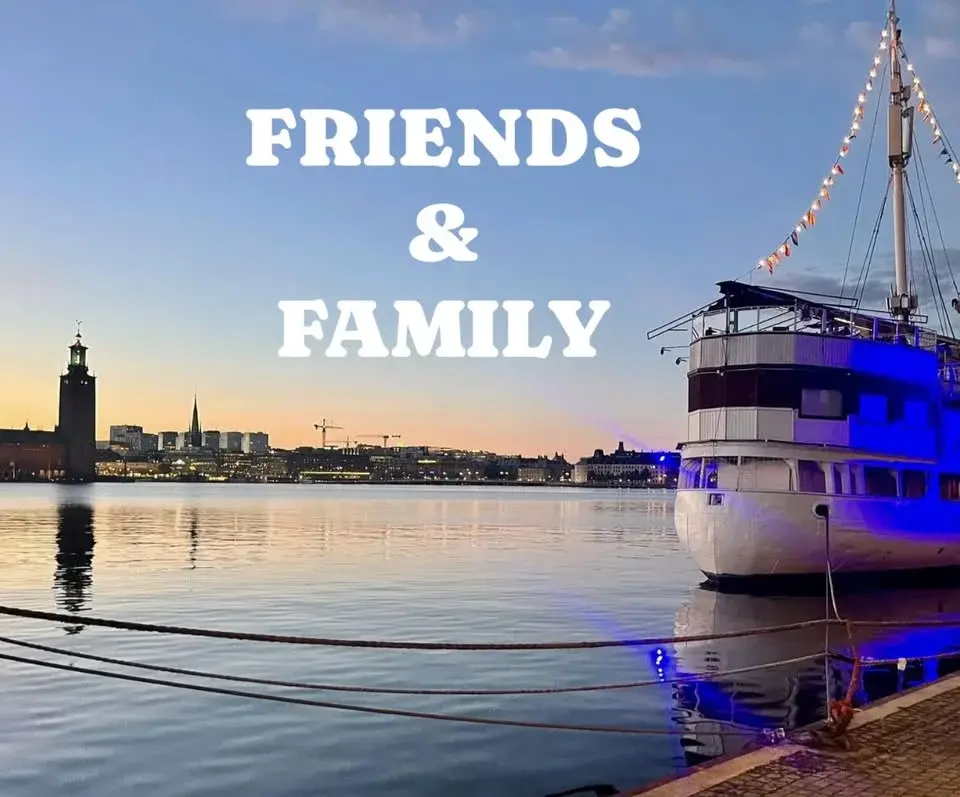 FRIENDS & FAMILY