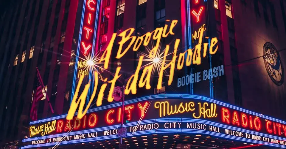 A BOOGIE WIT DA HOODIE: BOOGIE BASH