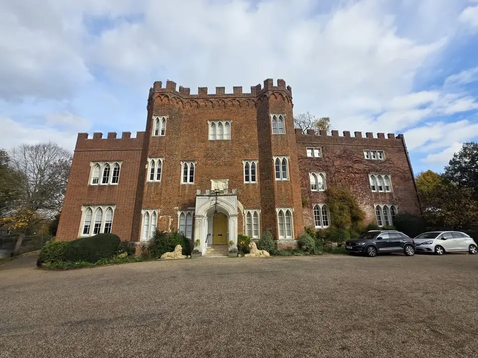 NEW 19km Grandeur & Industry: Journey Through Country Estates, Canals & Castles