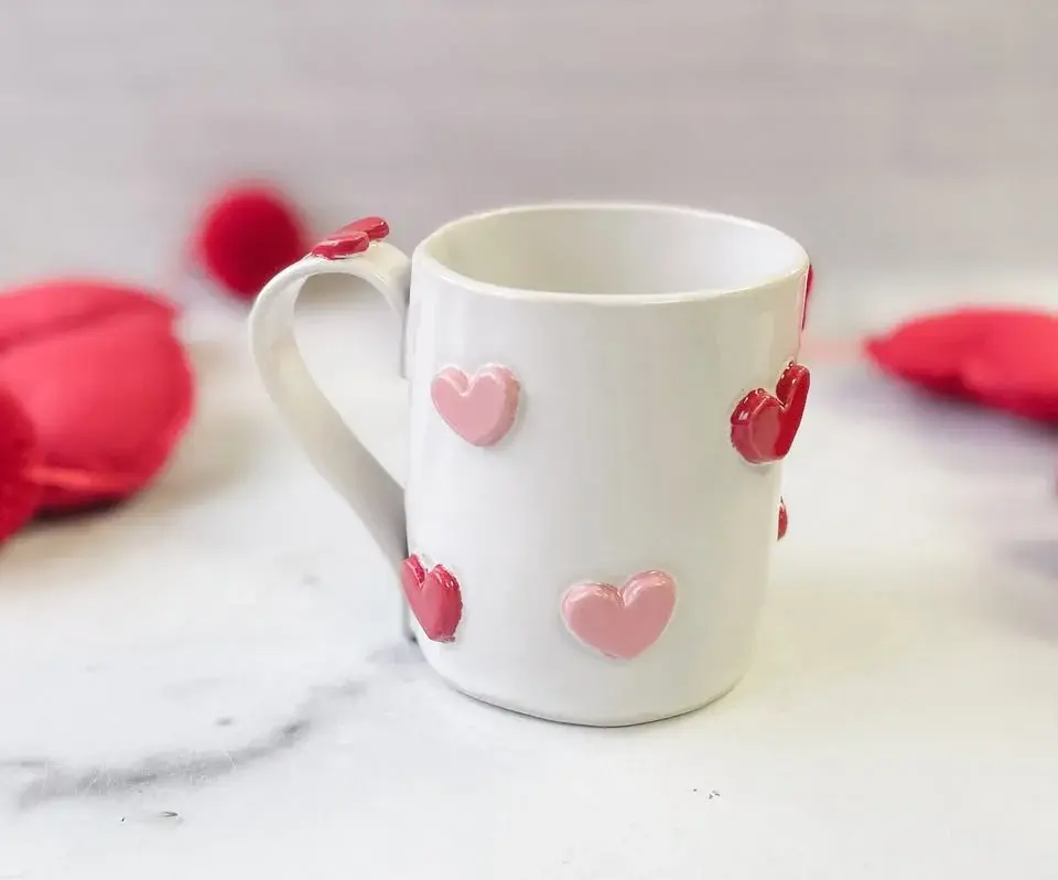 02/10 Clay Handbuilding: Heart Mugs